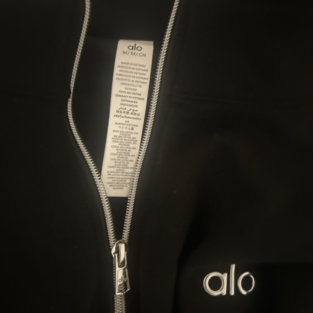 ALO Yoga Men's Zip-Up Black Quarter Zip Up Sweater - Picture 3 of 3
